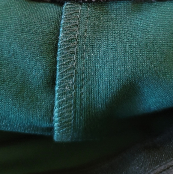 Smart Set, Green color block skirt. Above knee, size small - Picture 4 of 4